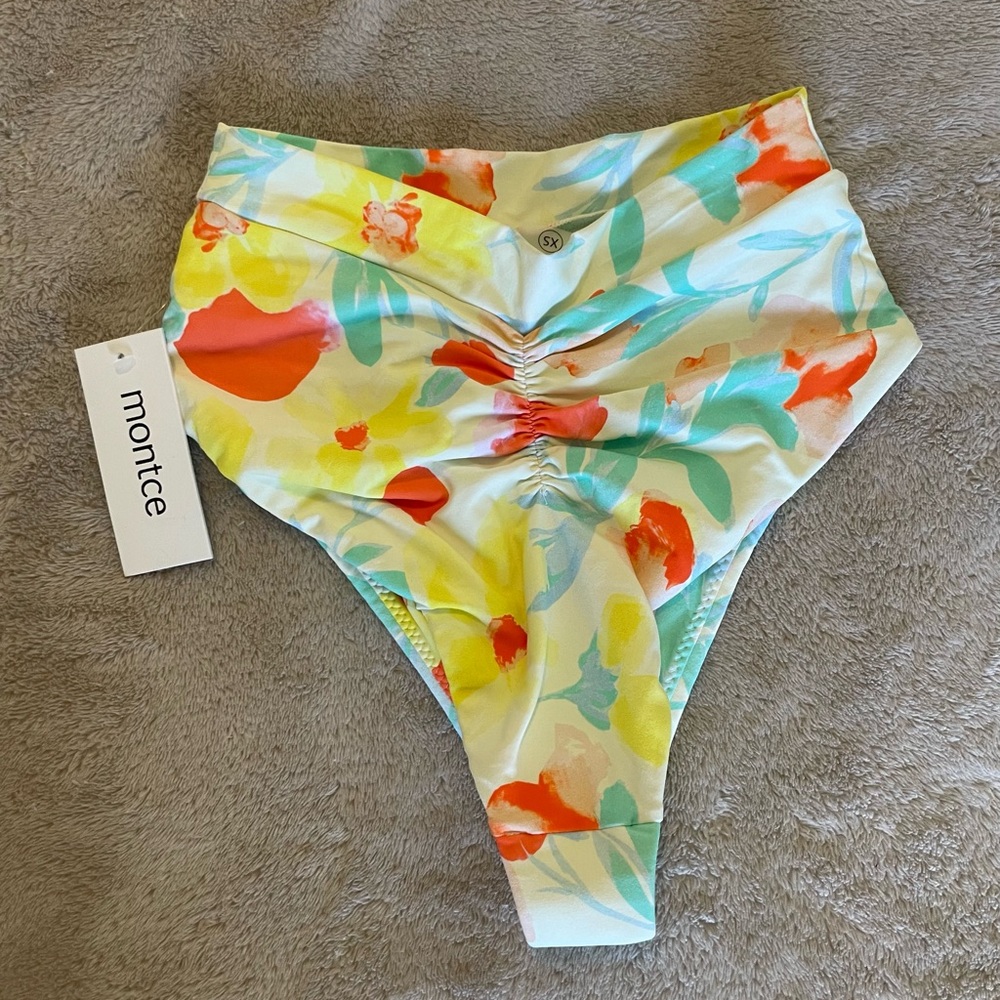 Montce Size XS bikini bottom - Picture 7 of 8